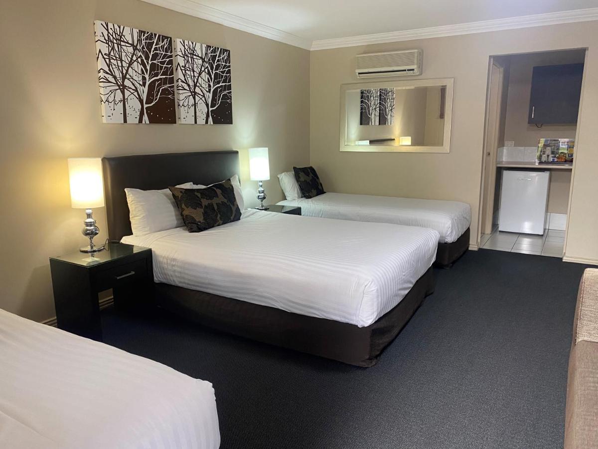 Motel Ambassador On Ruthven à Toowoomba Chambre photo