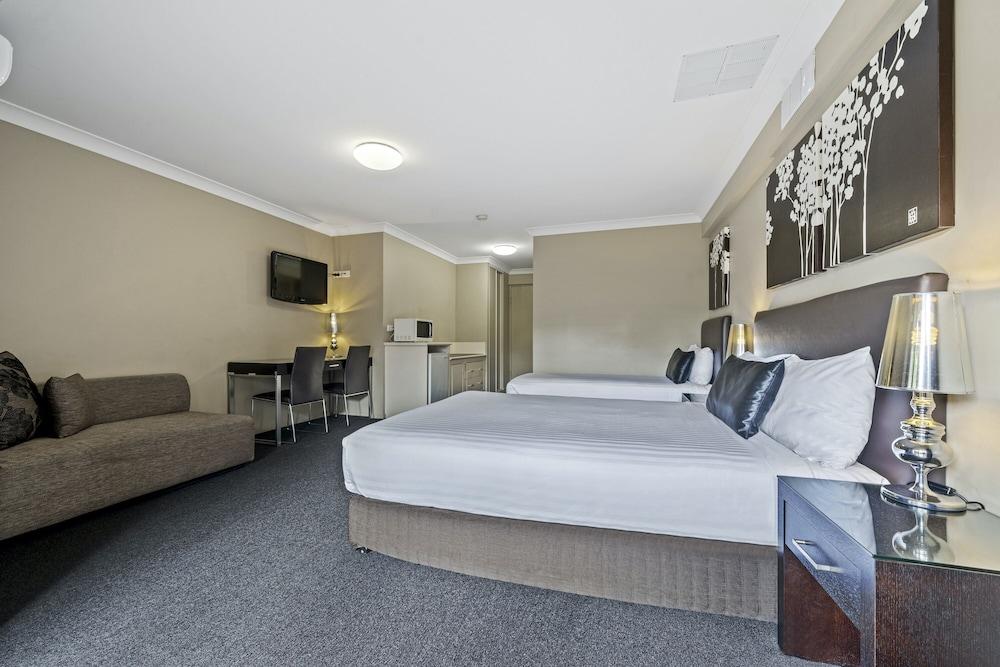 Motel Ambassador On Ruthven à Toowoomba Extérieur photo