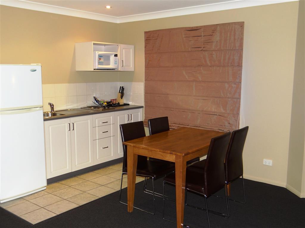 Motel Ambassador On Ruthven à Toowoomba Extérieur photo